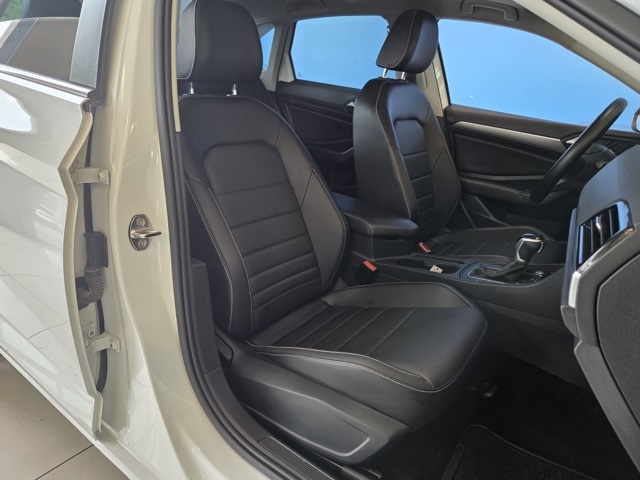 used 2022 Volkswagen Jetta car, priced at $17,977