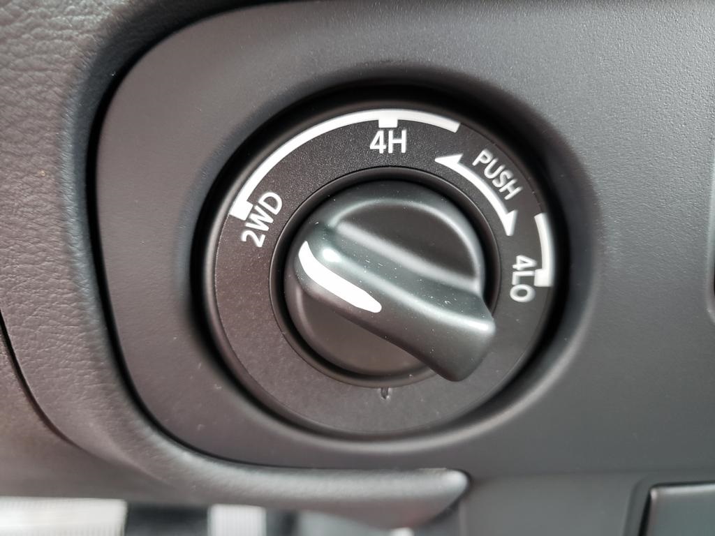 new 2025 Nissan Frontier car, priced at $39,792