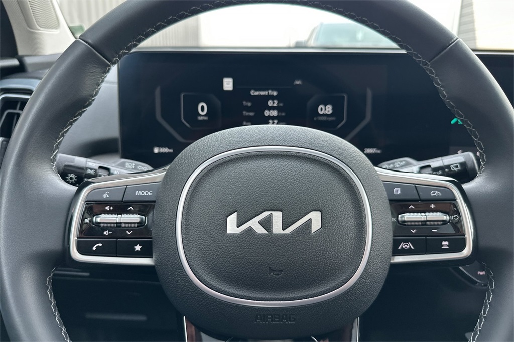 used 2024 Kia Sorento car, priced at $38,939