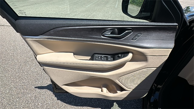 new 2025 Jeep Grand Cherokee car, priced at $45,912