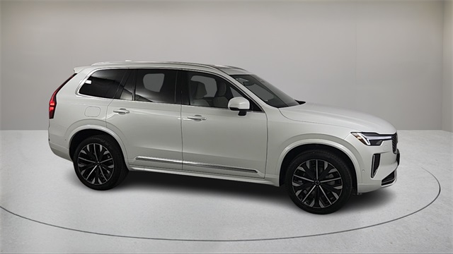new 2025 Volvo XC90 car, priced at $69,155