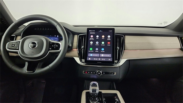 new 2025 Volvo XC90 car, priced at $69,155