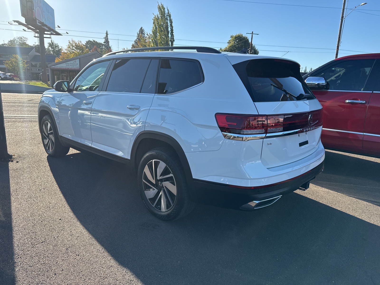 used 2025 Volkswagen Atlas car, priced at $37,498
