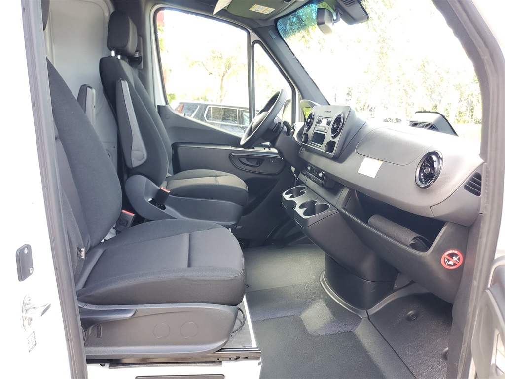 used 2025 Mercedes-Benz Sprinter 2500 car