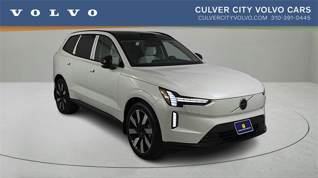 new 2025 Volvo EX90 car, priced at $95,585
