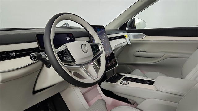 new 2025 Volvo EX90 car, priced at $95,585