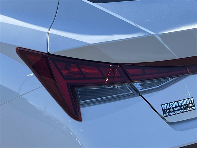 new 2025 Hyundai Elantra Hybrid car, priced at $28,410