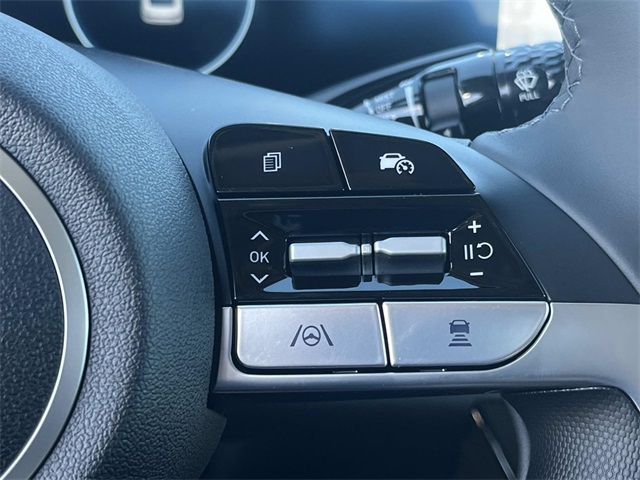 new 2025 Hyundai Elantra Hybrid car, priced at $28,410