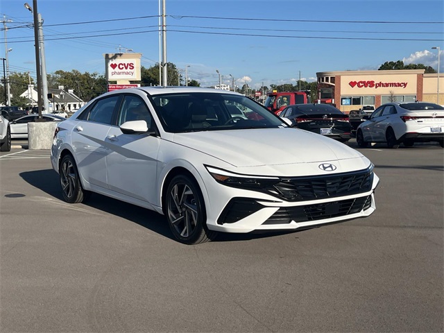 new 2025 Hyundai Elantra Hybrid car, priced at $28,410
