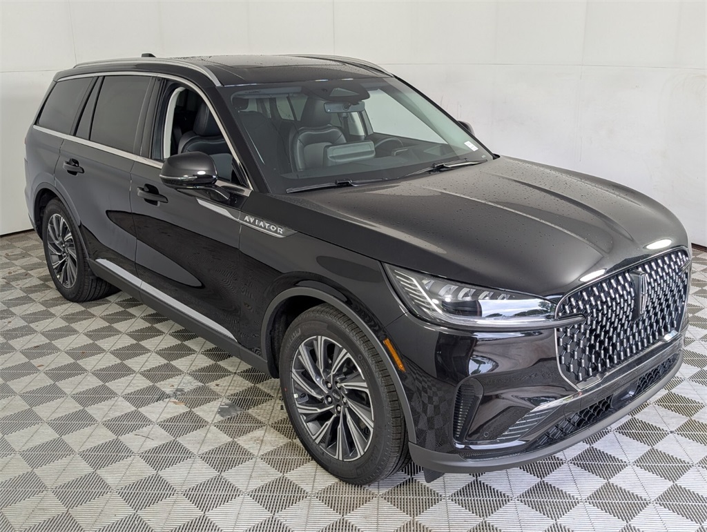 new 2025 Lincoln Aviator car, priced at $61,526