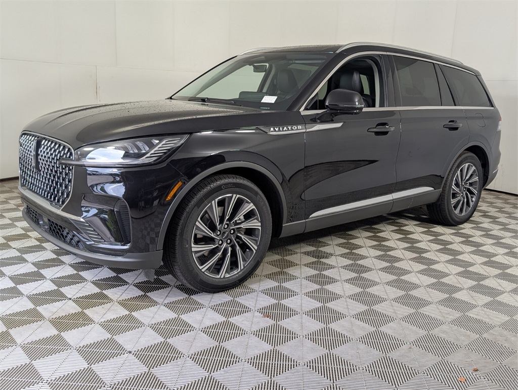 new 2025 Lincoln Aviator car, priced at $61,526