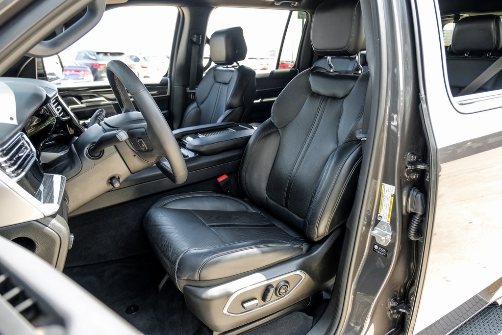 used 2022 Jeep Wagoneer car, priced at $48,032