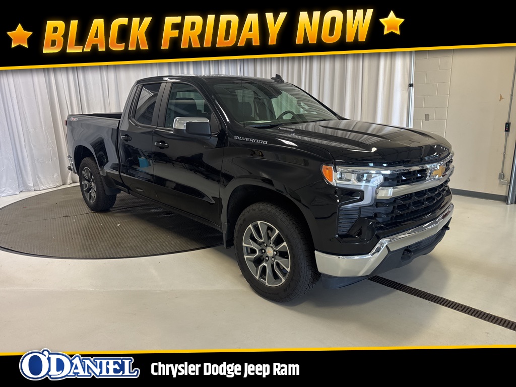 used 2024 Chevrolet Silverado 1500 car, priced at $37,386