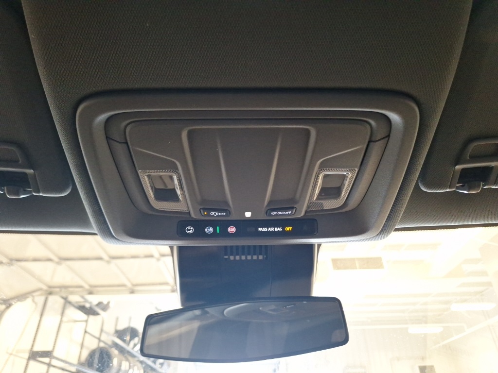 used 2024 Chevrolet Silverado 1500 car, priced at $37,386