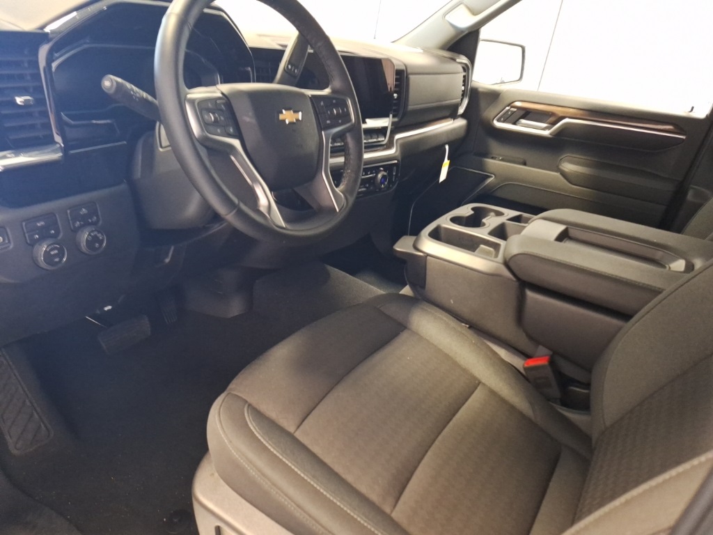 used 2024 Chevrolet Silverado 1500 car, priced at $37,386