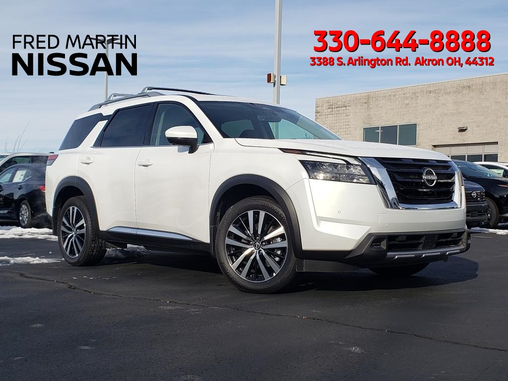 new 2025 Nissan Pathfinder car, priced at $45,995