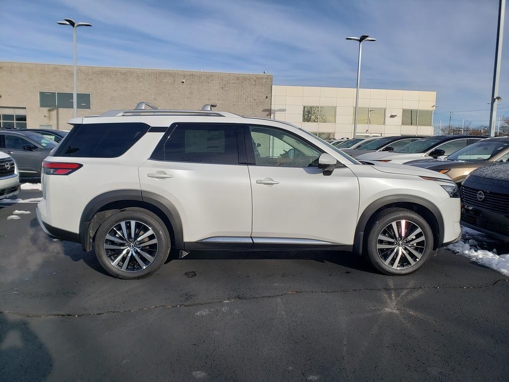 new 2025 Nissan Pathfinder car, priced at $45,995