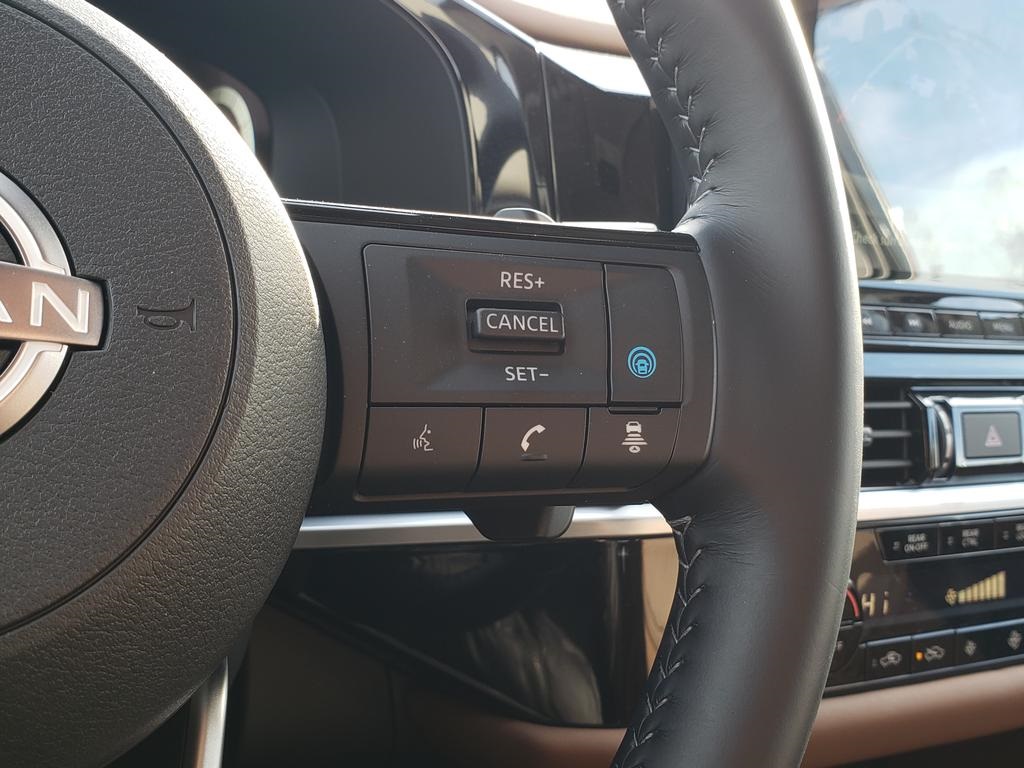 new 2025 Nissan Pathfinder car, priced at $45,995