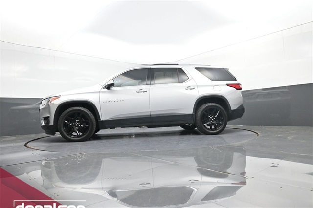 used 2018 Chevrolet Traverse car, priced at $19,290