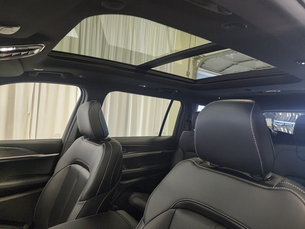 new 2025 Jeep Grand Cherokee L car, priced at $51,162