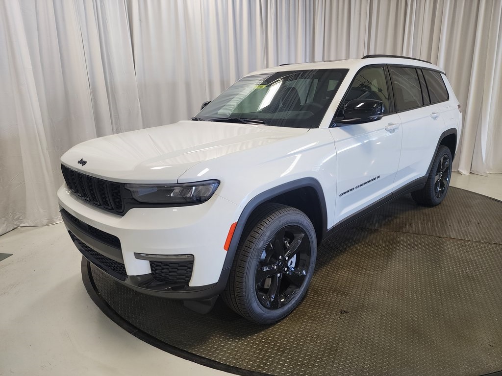 new 2025 Jeep Grand Cherokee L car, priced at $51,162