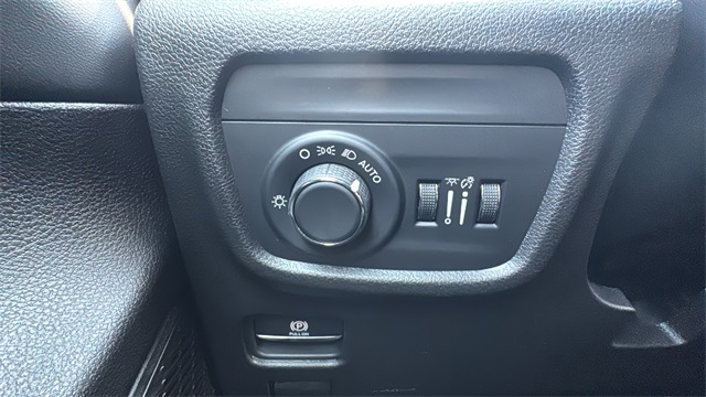 new 2025 Jeep Grand Cherokee L car, priced at $44,034