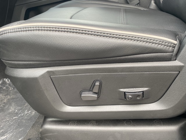 new 2025 Ram 2500 car, priced at $82,893