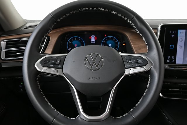 new 2025 Volkswagen Atlas car, priced at $39,922