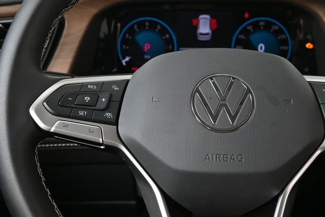 new 2025 Volkswagen Atlas car, priced at $39,922