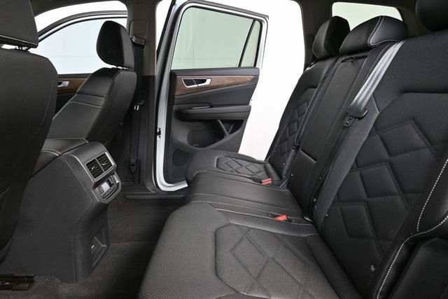 new 2025 Volkswagen Atlas car, priced at $39,922