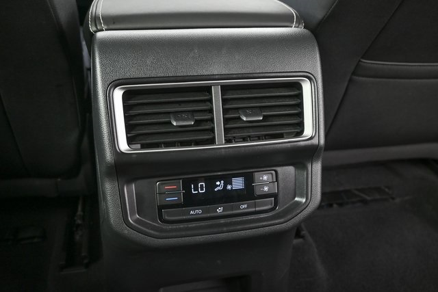 new 2025 Volkswagen Atlas car, priced at $39,922