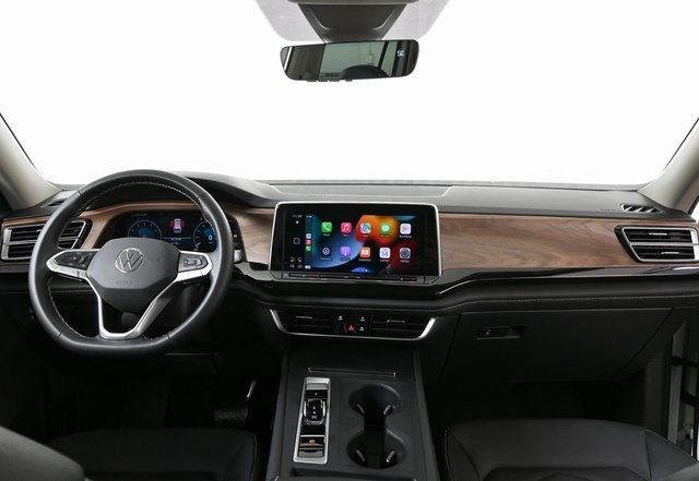 new 2025 Volkswagen Atlas car, priced at $39,922