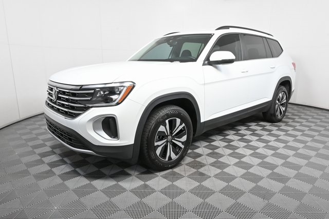 new 2025 Volkswagen Atlas car, priced at $39,922