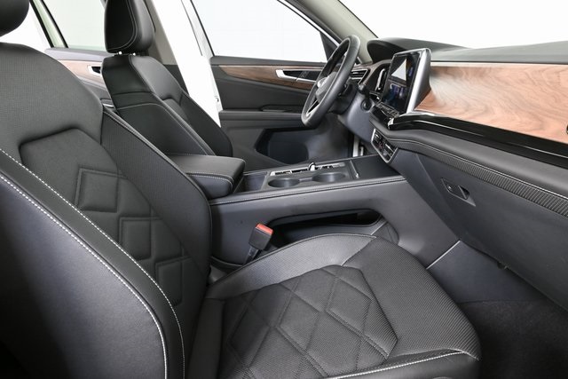 new 2025 Volkswagen Atlas car, priced at $39,922