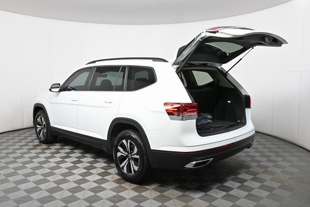 new 2025 Volkswagen Atlas car, priced at $39,922