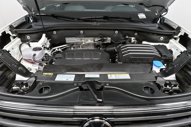 new 2025 Volkswagen Atlas car, priced at $39,922