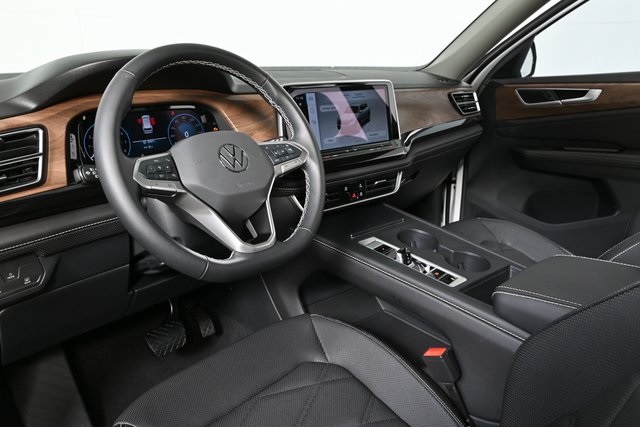 new 2025 Volkswagen Atlas car, priced at $39,922