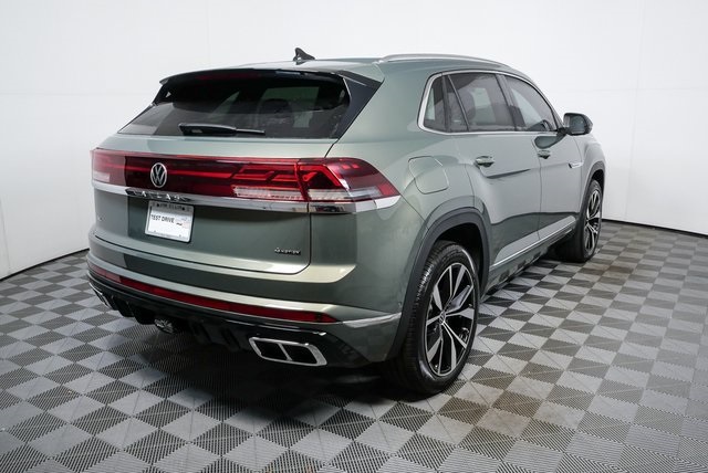 new 2026 Volkswagen Atlas Cross Sport car, priced at $57,392