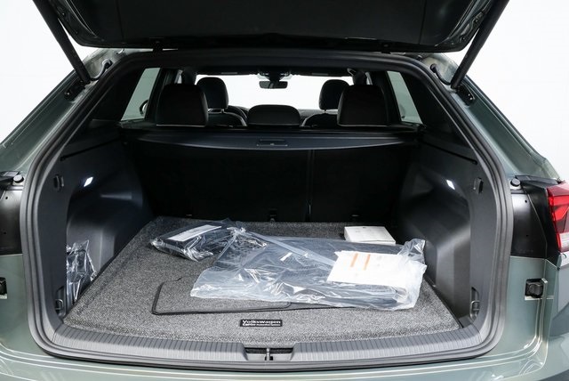 new 2026 Volkswagen Atlas Cross Sport car, priced at $57,392