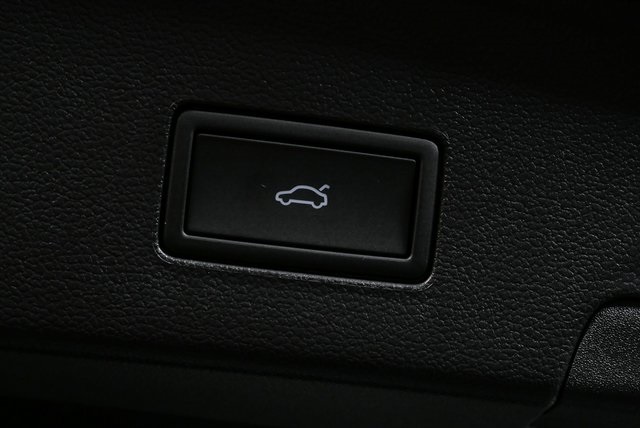 new 2026 Volkswagen Atlas Cross Sport car, priced at $57,392