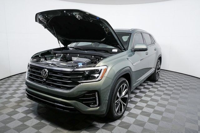 new 2026 Volkswagen Atlas Cross Sport car, priced at $57,392