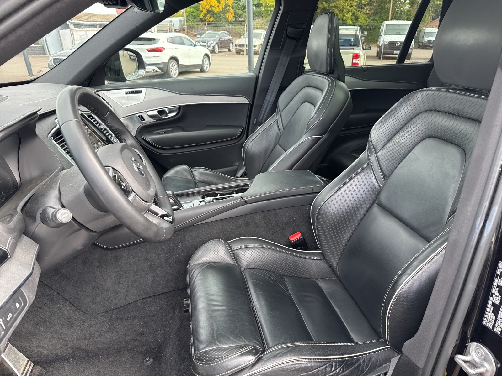 used 2022 Volvo XC90 Recharge Plug-In Hybrid car, priced at $46,998