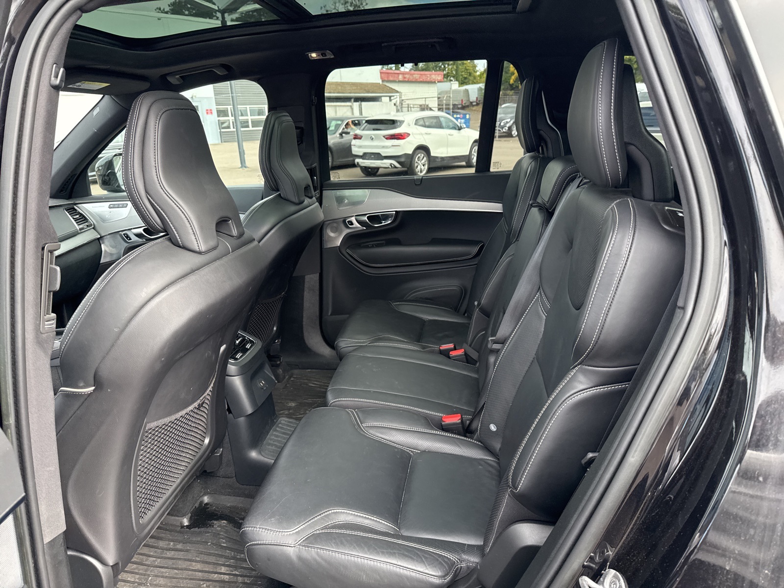 used 2022 Volvo XC90 Recharge Plug-In Hybrid car, priced at $46,998