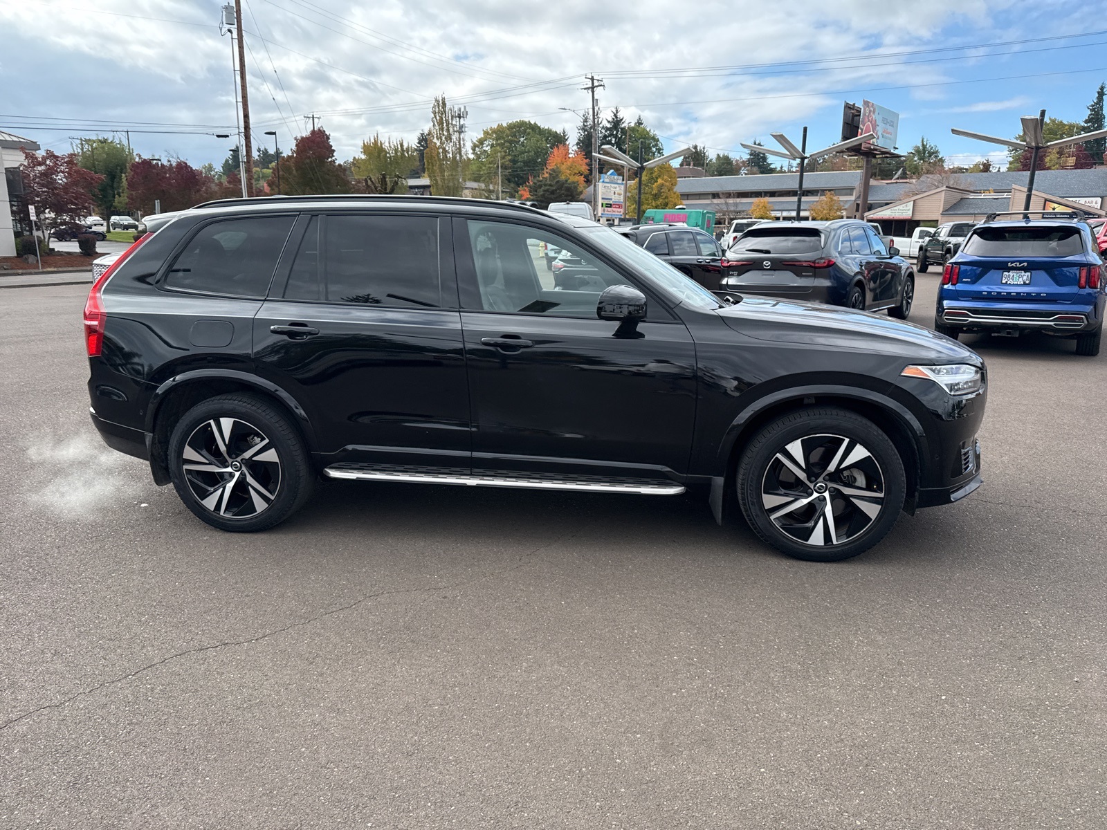 used 2022 Volvo XC90 Recharge Plug-In Hybrid car, priced at $46,998