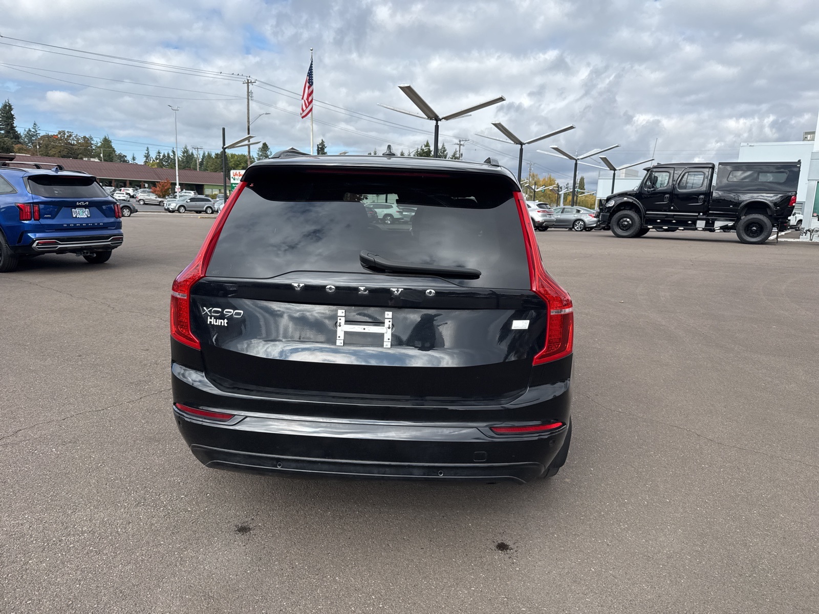 used 2022 Volvo XC90 Recharge Plug-In Hybrid car, priced at $46,998