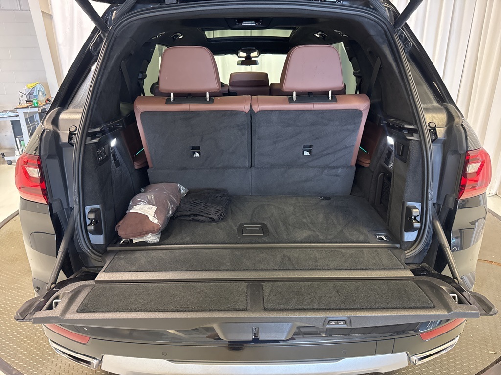 used 2020 BMW X7 car, priced at $31,052