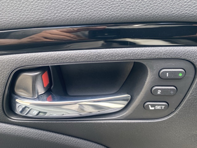 used 2016 Honda Pilot car, priced at $15,895