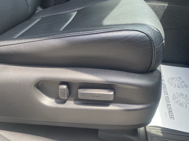 used 2016 Honda Pilot car, priced at $15,895