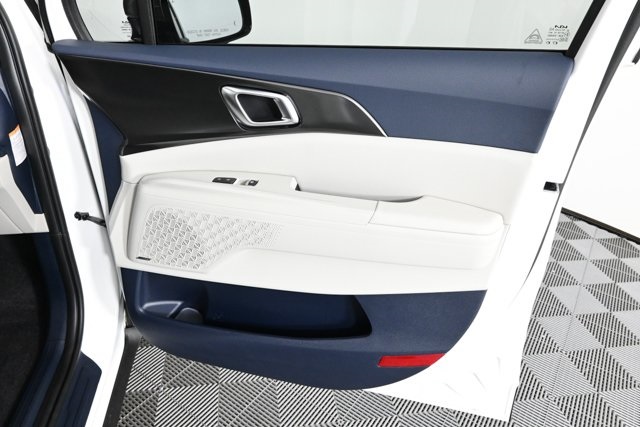 new 2026 Kia Carnival Hybrid car, priced at $56,020