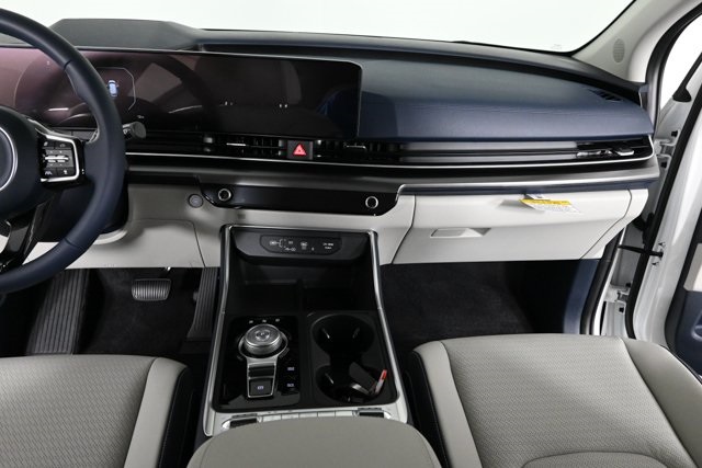 new 2026 Kia Carnival Hybrid car, priced at $56,020